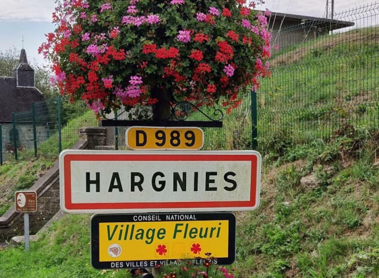 Hargnies La Chouette Au Bouleauヴィラ エクステリア 写真
